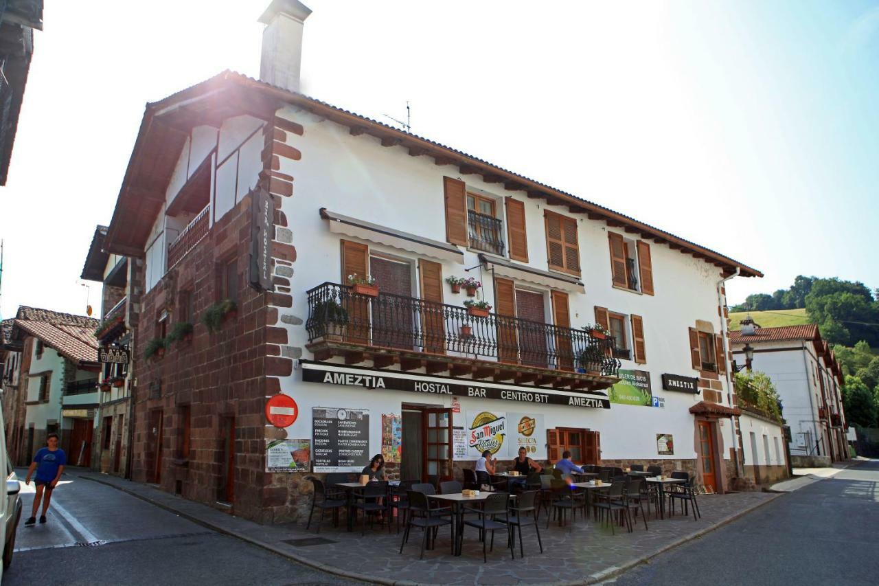 Hostal Ameztia Doneztebe Luaran gambar